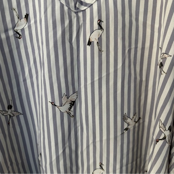 Torrid Geese Striped Women’s Grey & White Sleeveless Blouse Sz 0, L, 12 GUC - Picture 3 of 7